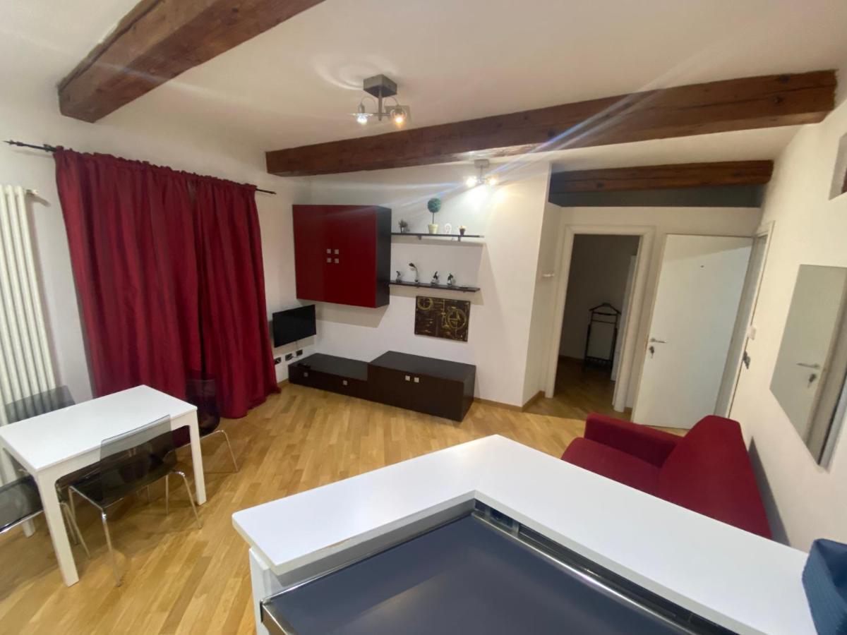 B&B And Home La Piazzetta Della Pioggia Μπολόνια Εξωτερικό φωτογραφία