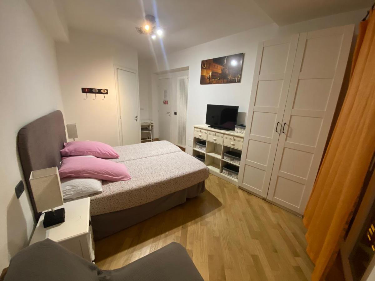 B&B And Home La Piazzetta Della Pioggia Μπολόνια Εξωτερικό φωτογραφία