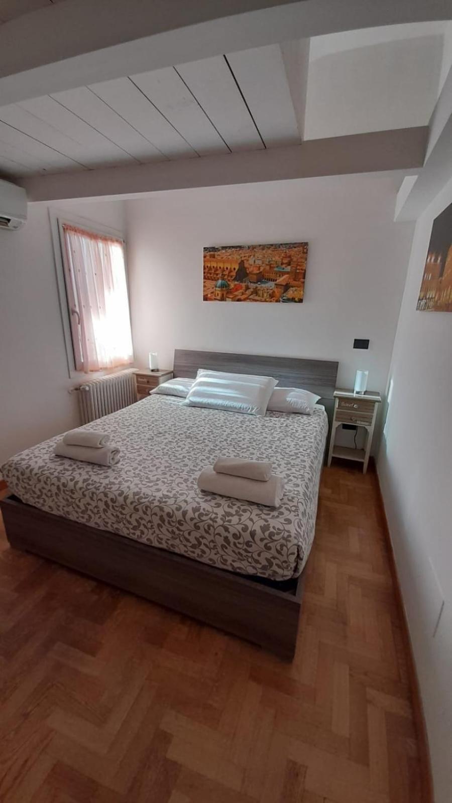 B&B And Home La Piazzetta Della Pioggia Μπολόνια Εξωτερικό φωτογραφία