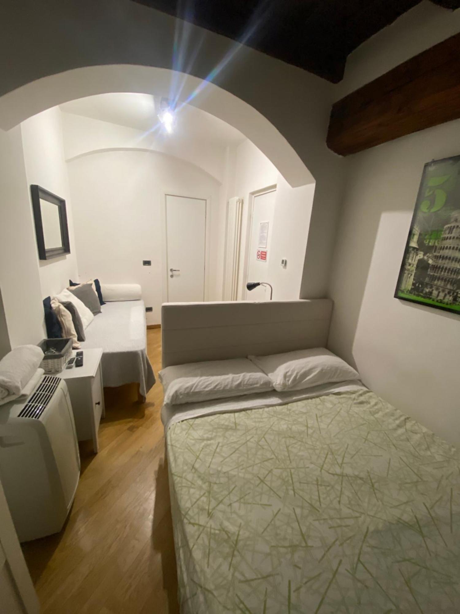 B&B And Home La Piazzetta Della Pioggia Μπολόνια Εξωτερικό φωτογραφία